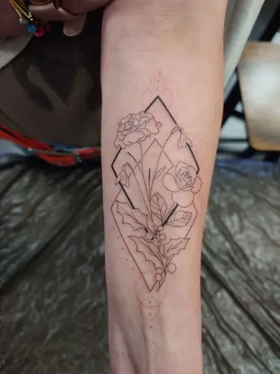 Dotwork and blackwork tattoo by Liz Kuzmin at Requiem Tattoo Shropshire, portfolio piece 3